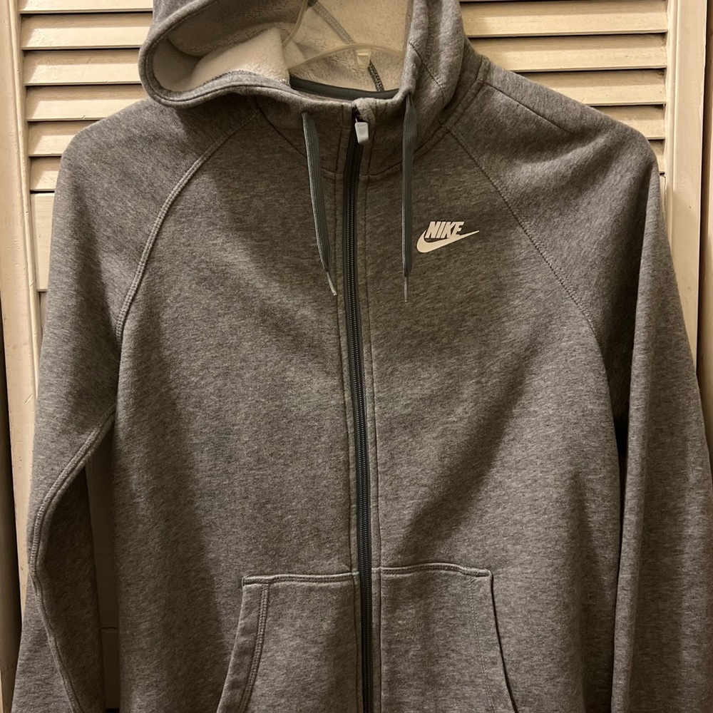 Nike zip up light gray hoodie Sweatshirt.